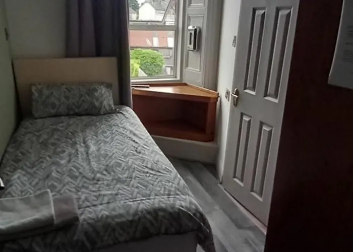 Maid Of Erin Guesthouse